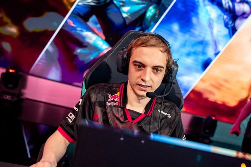 Rasmus « Caps » Winther, le midlaner de G2 Esports. (Wojciech Wandzel/Riot Games)