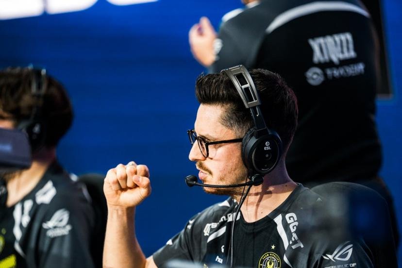 Dan « apEX » Madesclaire et Vitality ont remporté leur quatrième trophée cette année. (ESL)