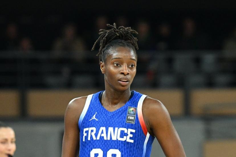 Migna Touré avec l'équipe de France début février. (F. Faugère/L'Équipe)