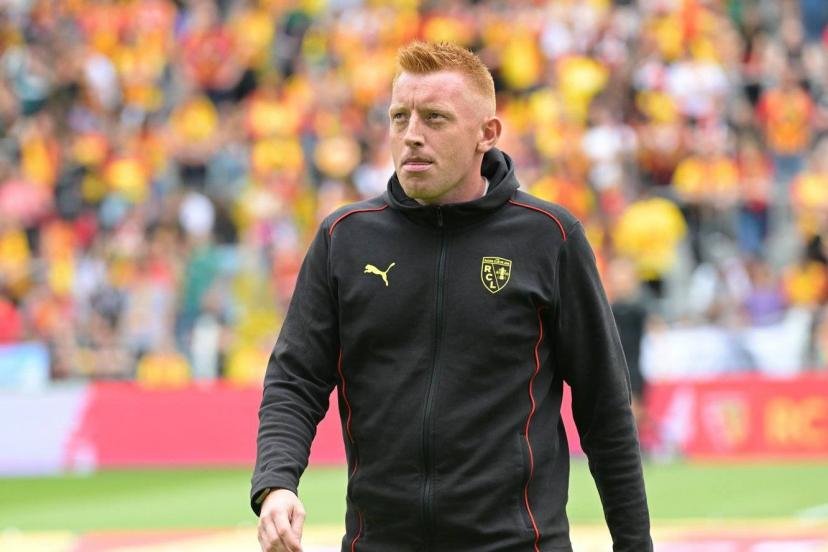Après une saison sur le banc lensois, Will Still quitte la France pour l'Angleterre. (J.-B. Autissier/L'Équipe)