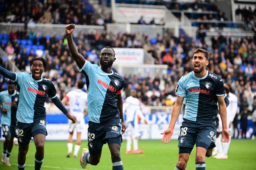 Le Havre peut encore se sauver en Ligue 1 sans passer par la case barrages, mais son sort n'est pas entièrement entre ses mains. (J.-B. Autissier/L'Équipe)