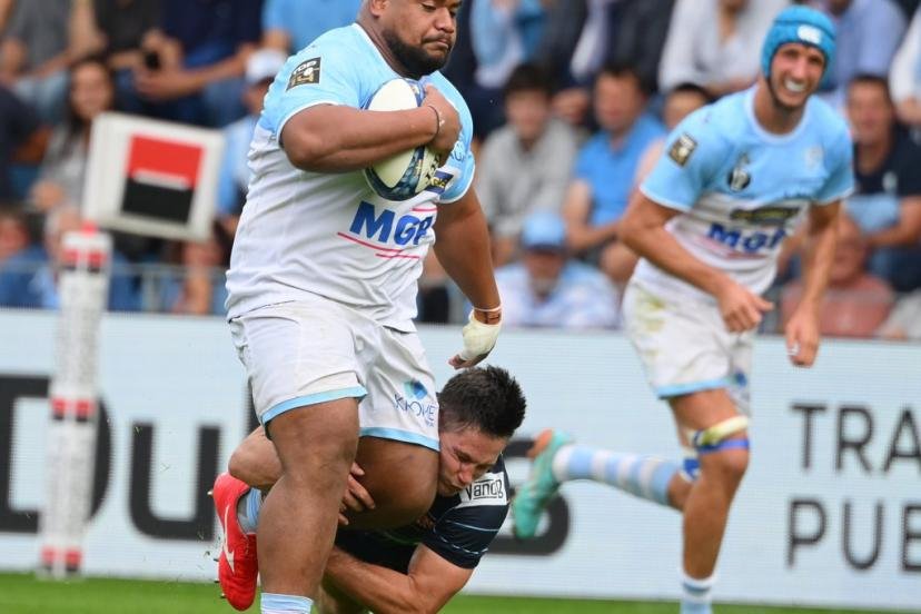 Tevita Tatafu en action. (A. Mounic/L'Équipe)