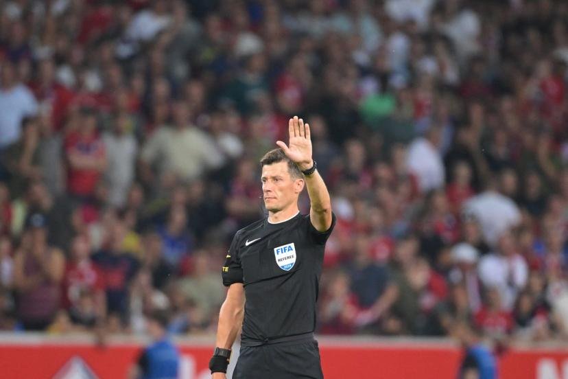 Benoît Bastien arbitrera la finale de la Coupe de France pour la deuxième fois de sa carrière. (J.-B. Autissier/L'Équipe)