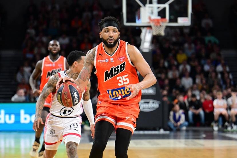 TaShawn Thomas évoluera encore au MSB la saison prochaine. (J.-B. Autissier/L'Équipe)