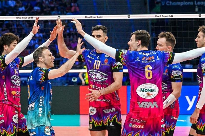 Simone Giannelli (6) a mené ses coéquipiers vers un nouveau trophée majeur. (CEV)