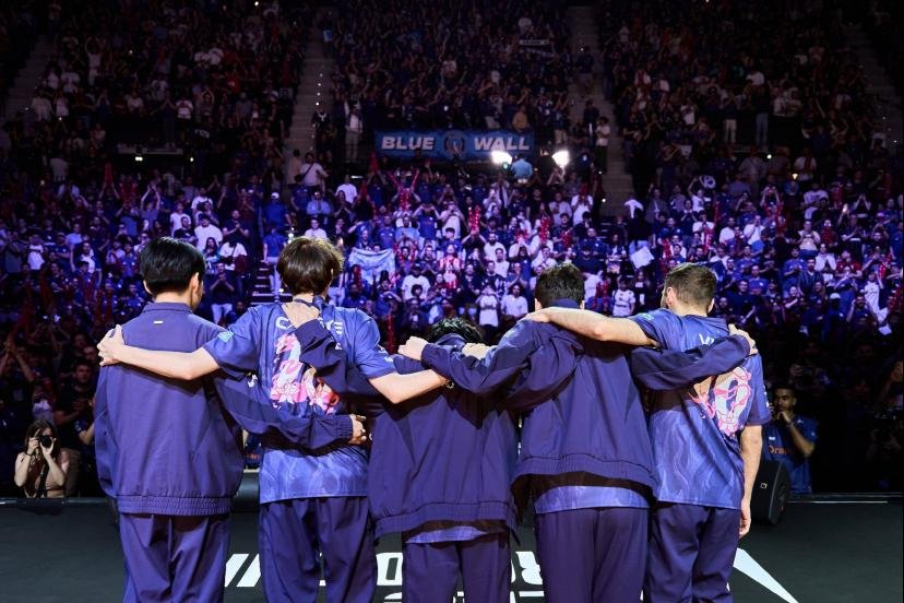 L'équipe LEC de la Karmine a joué ses premiers matches à enjeu devant son public. (C.Lemaître/Riot Games)