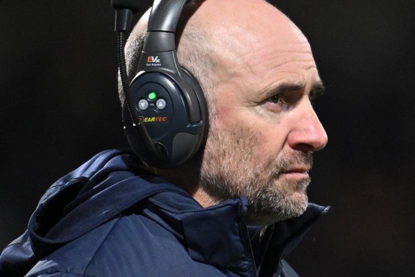 Le coach tarnais Xavier Sadourny a cru, à l'heure de jeu, pouvoir inverser la tendance face au RCT, samedi à Mayol. (F. Lancelot/L'Équipe)
