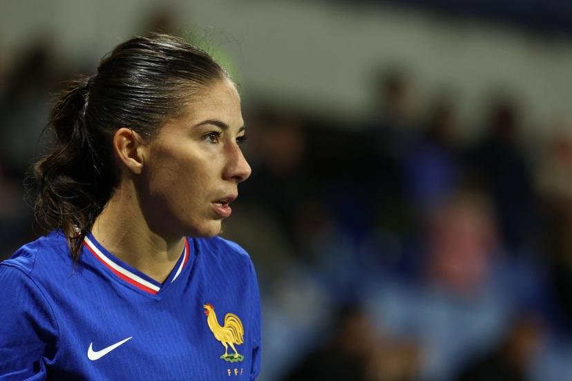 Clara Mateo confirme sa belle saison en club sous le maillot de l'équipe de France. (A. Martin/L'Équipe)