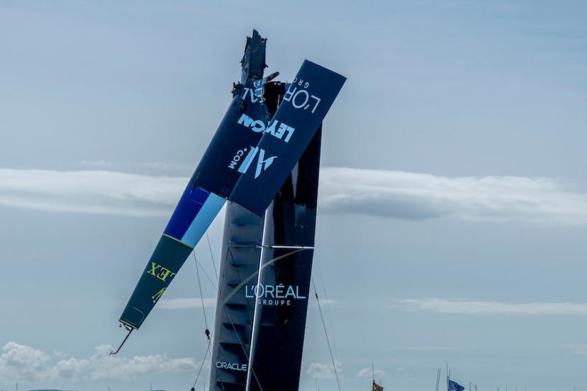 L'aile du bateau français s'est cassée en deux durant l'échauffement. (Ricardo Pinto for SailGP)