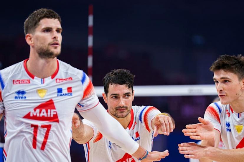 Trévor Clévenot, Yacine Louati et Théo Faure, acteurs d'une équipe de France efficace face à la Chine. (Volleyball World)