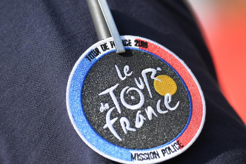 Le Tour a connu un incident grave en marge de la course. (S. Mantey/ L'Équipe)