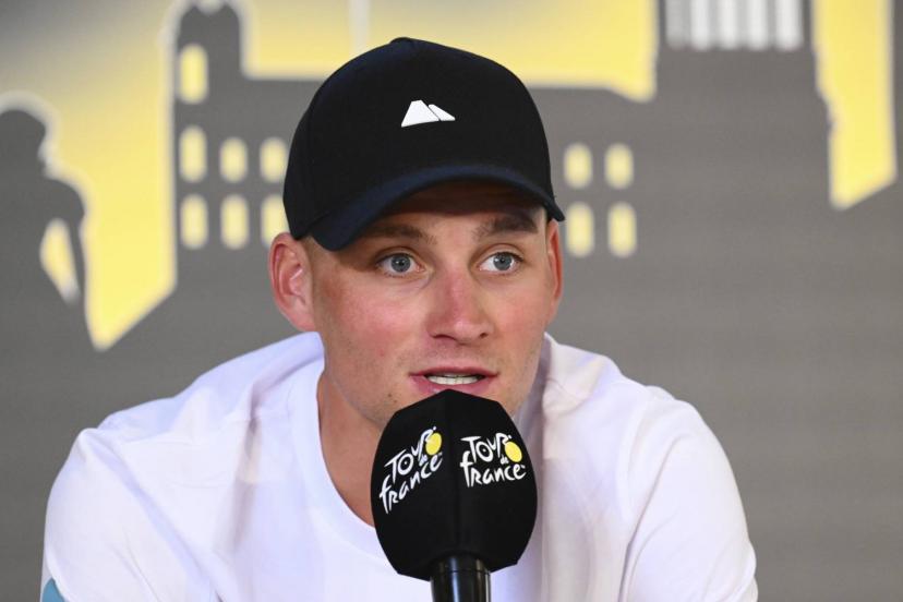 Mathieu van der Poel en conférence de presse d'avant Tour de France ce jeudi. (Vincent Kalut/Photo News)