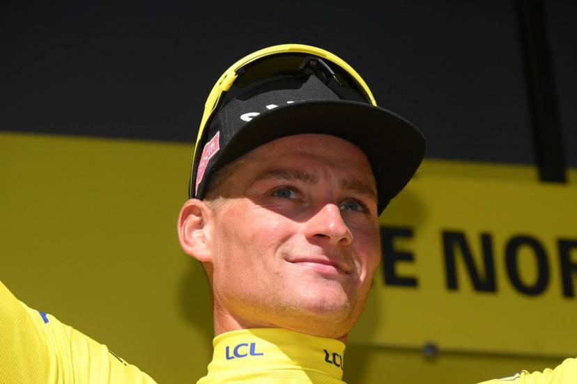 Mathieu Van der Poel est le nouveau maillot jaune du Tour de France.  (B. Papon/L'Équipe)