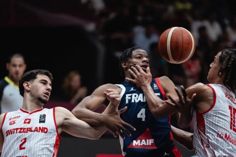 La France a été surprise par la Suisse au Mondial U19. (FIBA)