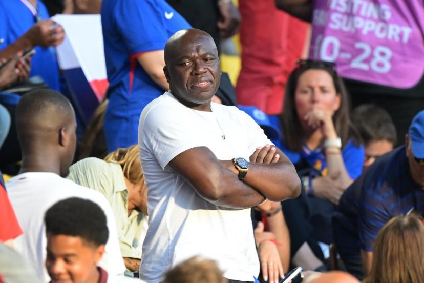 Wilfrid Mbappé en tribunes à l'Euro 2024. (J.-B. Autissier /L'Équipe)