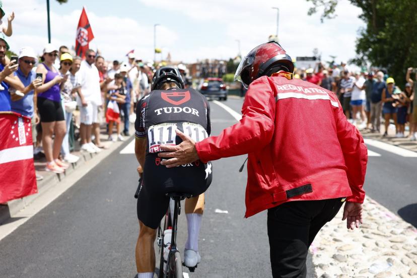 Julian Alaphilippe a mis du temps à repartir. (E. Garnier/L'Équipe)