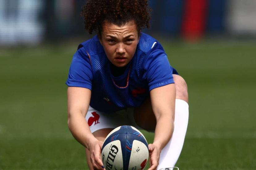 Caroline Drouin sous le maillot des Bleues. (A. Martin/L'Equipe)