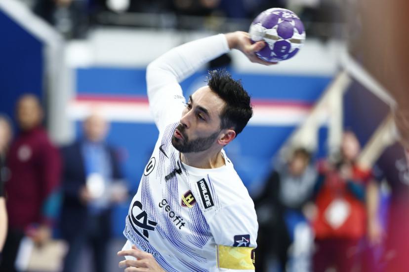 Valero Rivera (ici en Coupe de France) aura joué quatorze saisons avec le maillot du H. (E. Garnier/L'Équipe)