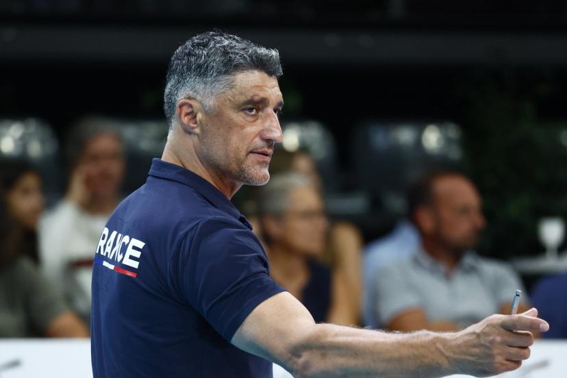 L'équipe de France d'Andrea Giani peaufine ses réglages. (E. Garnier/L'Équipe)
